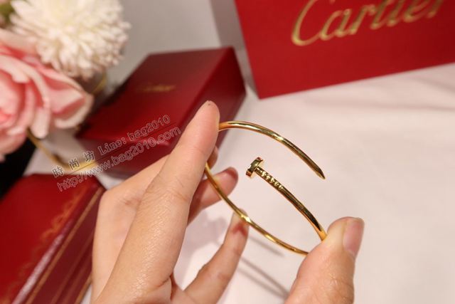 Cartier首飾品 卡地亞細版釘子手鐲 S925純銀彈力細版 卡地亞無鑽版釘子手鐲  zgk1326